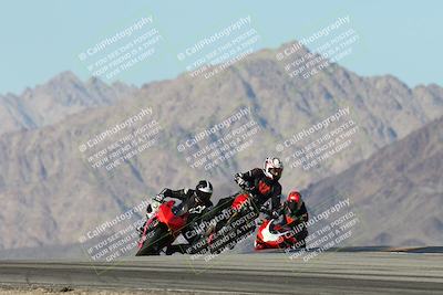 media/Dec-01-2025-Moto Forza (Mon) [[2daa91e15f]]/2-Intermediate Group/Session 4 Turn 9/